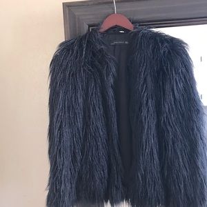 🔥 💃 Zara furry coat trendy! size 8 s/m dark navy